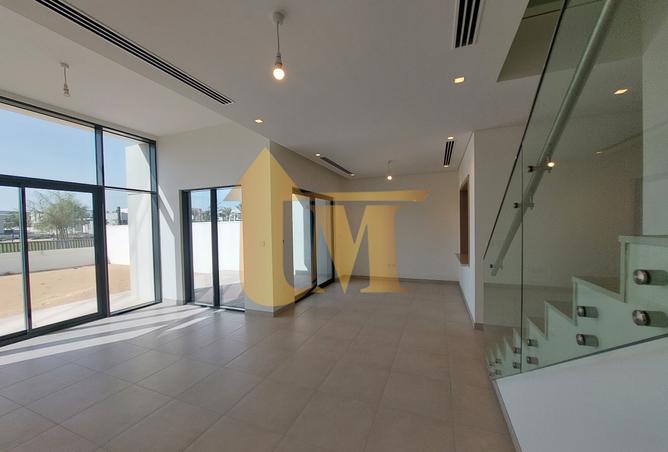 14138000 - Property Main Image