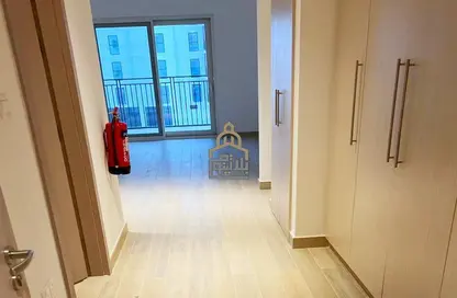 Apartment - 1 Bathroom for rent in Waters Edge - Yas Island - Abu Dhabi