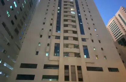 عمارة بالكامل - 8 غرف نوم - 8 حمامات للبيع في المجاز 3 - المجاز - الشارقة