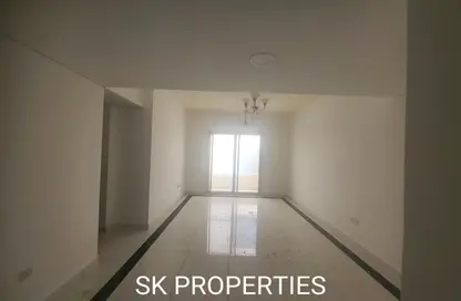 Apartment - 2 Bedrooms - 3 Bathrooms for rent in Muwaileh Commercial - Sharjah