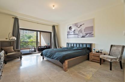 Apartment - 2 Bedrooms - 4 Bathrooms for sale in The Fairmont Palm Residence South - The Fairmont Palm Residences - Palm Jumeirah - Dubai