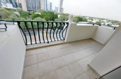 شقة - 2 غرف نوم - 2 حمامات للايجار في مجمع المروج - زعبيل - دبي