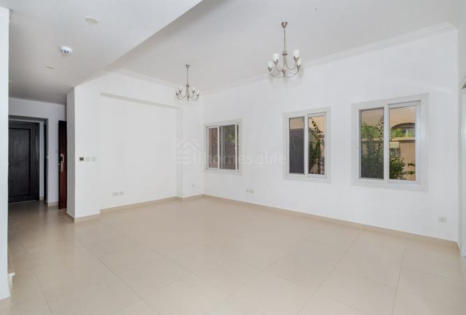 15584350 - Property Main Image