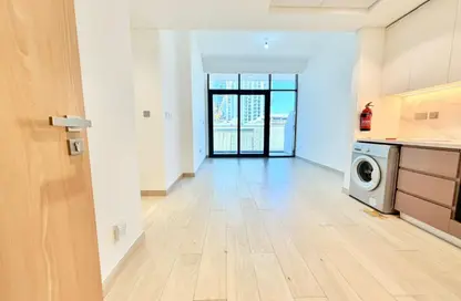 Apartment - 2 Bedrooms - 2 Bathrooms for rent in AZIZI Riviera 40 - AZIZI Riviera - Meydan One - Meydan - Dubai