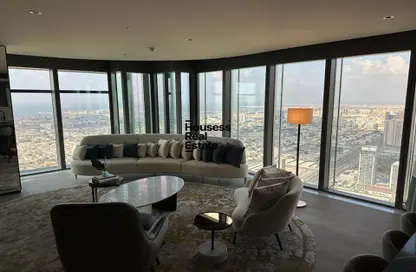 Living Room image for: Apartment - 2 Bedrooms - 3 Bathrooms for rent in Zabeel 1 - Zabeel - Dubai, Image 1