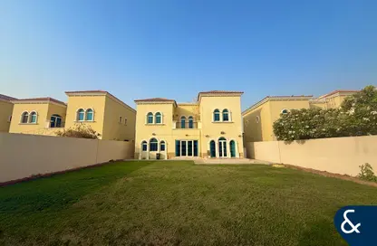 فيلا - 3 غرف نوم - 4 حمامات للايجار في التراث - جميرا بارك - دبي