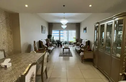 Apartment - 2 Bedrooms - 3 Bathrooms for sale in Al Khan - Sharjah