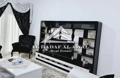 شقة - 2 غرف نوم - 2 حمامات للايجار في الند - القاسمية - الشارقة