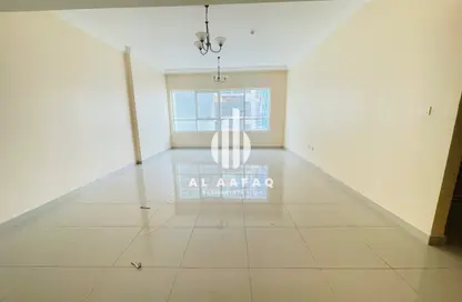 شقة - 2 غرف نوم - 3 حمامات للايجار في الممزر - الشارقة - الشارقة