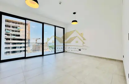 شقة - غرفة نوم - 1 حمام للايجار في اريا جاردينز بي - اريا جاردينز - ارجان - دبي شقة - غرفة نوم - 1 حمام للايجار في اريا جاردينز بي - اريا جاردينز - ارجان - دبي