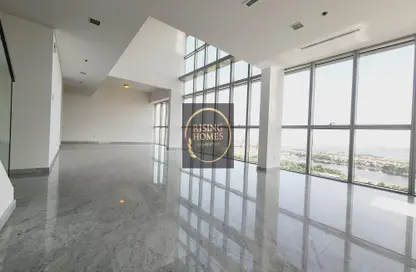 Penthouse - 3 Bedrooms - 5 Bathrooms for rent in Rihan Heights - Grand Mosque District - Abu Dhabi