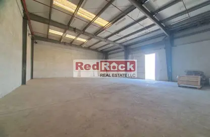 مستودع - استوديو - 1 حمام للايجار في الصجعة الصناعية - آلصجعه - الشارقة