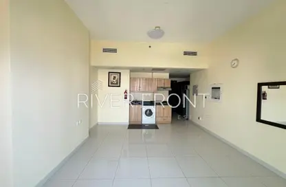 شقة - 1 حمام للايجار في مساكن النخبة رقم 2 - مساكن النخبة الرياضية - مدينة دبي الرياضية - دبي