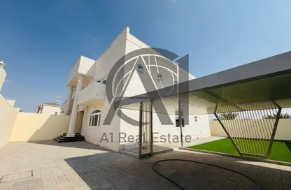 فيلا - 4 غرف نوم - 6 حمامات للايجار في البطين - العين