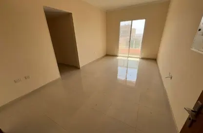 شقة - 2 غرف نوم - 3 حمامات للايجار في فلل الروضة 3 - 3  الروضة - الروضة - عجمان