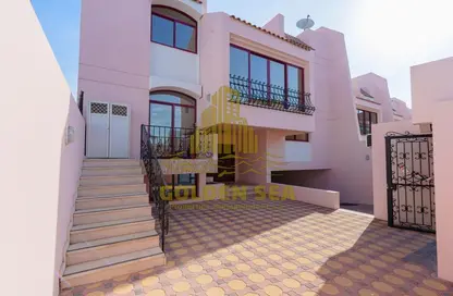 Villa - 6 Bedrooms - 6 Bathrooms for rent in Khalidiya Centre - Cornich Al Khalidiya - Al Khalidiya - Abu Dhabi