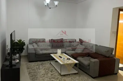 شقة - 2 غرف نوم - 2 حمامات للايجار في برج الملكة - القصباء - الشارقة