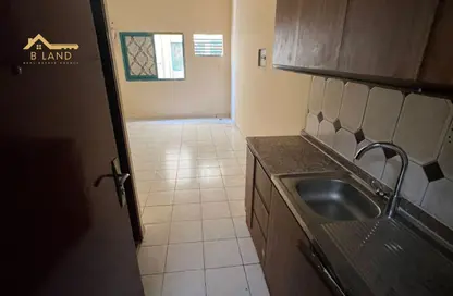 Apartment - Studio - 1 Bathroom for rent in Al Butina B - Al Butina - Sharjah