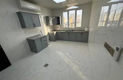 Apartment - 3 Bedrooms - 3 Bathrooms for rent in Madinat Al Riyad - Abu Dhabi Apartment - 3 Bedrooms - 3 Bathrooms for rent in Madinat Al Riyad - Abu Dhabi