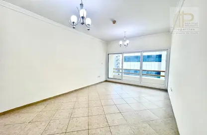 Apartment - 1 Bedroom - 1 Bathroom for rent in Metro Building - Al Barsha 1 - Al Barsha - Dubai