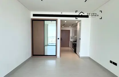 Apartment - Studio - 1 Bathroom for rent in Binghatti Azure - Jumeirah Village Circle - Dubai