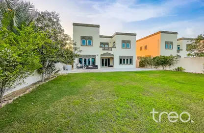 Villa - 3 Bedrooms - 4 Bathrooms for sale in Regional - Jumeirah Park - Dubai