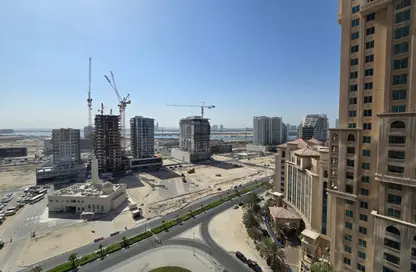 Apartment - 1 Bedroom - 2 Bathrooms for rent in Binghatti Avenue - Al Jaddaf - Dubai