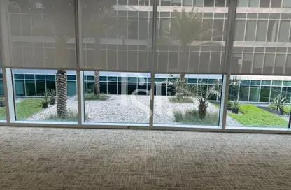 Office Space - Studio for rent in Wafra Commercial Tower - Najmat Abu Dhabi - Al Reem Island - Abu Dhabi