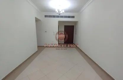 شقة - غرفة نوم - 2 حمامات للايجار في ارت 12 - برشا هايتس (تيكوم) - دبي