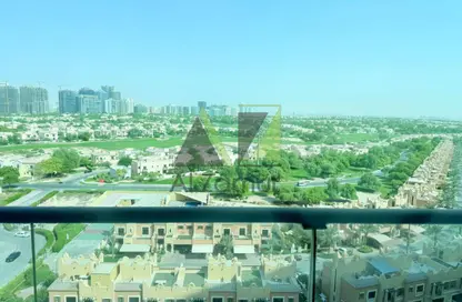 شقة - غرفة نوم - 2 حمامات للايجار في برج الجولف - مدينة دبي الرياضية - دبي
