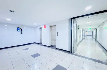 شقة - 4 غرف نوم - 3 حمامات للايجار في مبنى منخول - منخول - بر دبي - دبي شقة - 4 غرف نوم - 3 حمامات للايجار في مبنى منخول - منخول - بر دبي - دبي