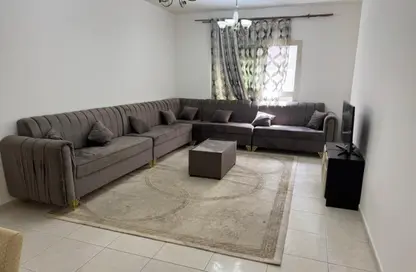 مجمع سكني - غرفة نوم - 2 حمامات للايجار في شارع التعاون الجديد - التعاون - الشارقة