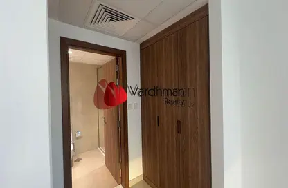 شقة - 2 غرف نوم - 3 حمامات للايجار في برج دي ايكس بي - شارع الشيخ زايد - دبي