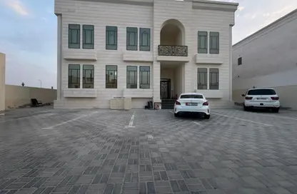 Apartment - 2 Bedrooms - 3 Bathrooms for rent in Madinat Al Riyad - Abu Dhabi