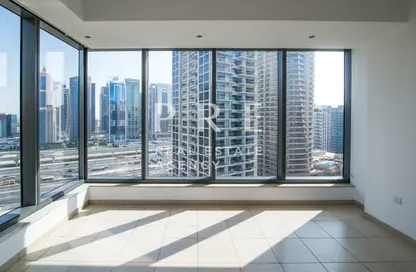 Apartment - 1 Bedroom - 2 Bathrooms for rent in Silverene Tower B - Silverene - Dubai Marina - Dubai
