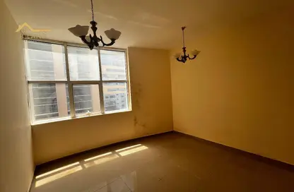 شقة - غرفة نوم - 1 حمام للايجار في المحطة - القاسمية - الشارقة