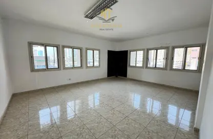 Office Space - Studio - 1 Bathroom for rent in Dar Al Majaz - Jamal Abdul Nasser Street - Al Majaz - Sharjah