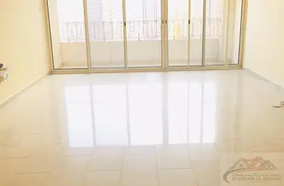 شقة - 3 غرف نوم - 4 حمامات للايجار في برج لوتاه - النهدة - الشارقة