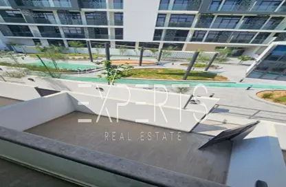 Townhouse - 3 Bedrooms - 3 Bathrooms for rent in The Gate - Masdar City - Abu Dhabi