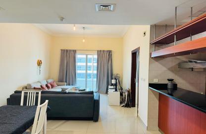 شقة - غرفة نوم - 2 حمامات للبيع في مبنى أوركيديا - قرية الجميرا سركل - دبي