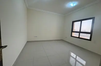 شقة - 4 غرف نوم - 4 حمامات للايجار في مدينة الرياض - أبوظبي