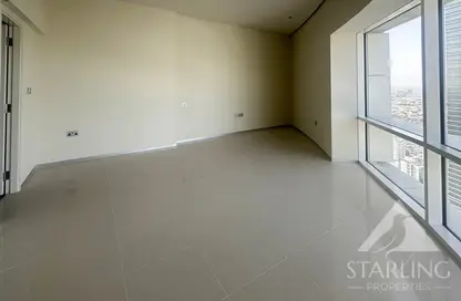 شقة - 2 غرف نوم - 2 حمامات للايجار في برج بارك - شارع الشيخ زايد - دبي