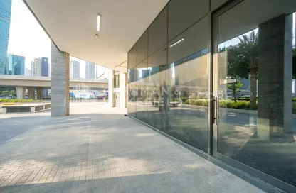 Retail - Studio for rent in The Paragon by IGO - Business Bay - Dubai Retail - Studio for rent in The Paragon by IGO - Business Bay - Dubai