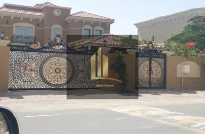 Villa - 5 Bedrooms - 7+ Bathrooms for sale in Al Nouf - Sharjah