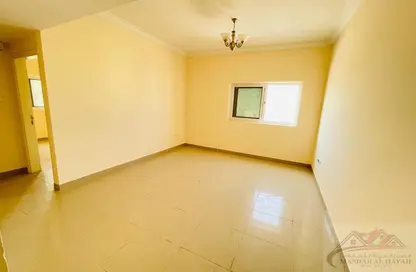 Apartment - 1 Bedroom - 2 Bathrooms for rent in Muwaileh 29 Building - Muwaileh - Sharjah
