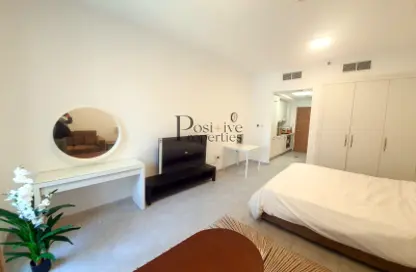 Apartment - 1 Bathroom for rent in Sherena Residence - Majan - Dubai