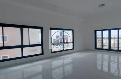 Whole Building - 2 Bedrooms - 3 Bathrooms for rent in Sunrise Tower - Dubai Investment Park (DIP) - Dubai