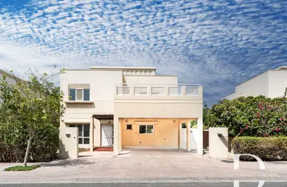 Villa - 3 Bedrooms - 4 Bathrooms for sale in Meadows 9 - Meadows - Dubai