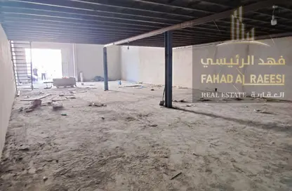 Warehouse - Studio - 1 Bathroom for rent in Ajman Gate Tower - Ajman Industrial 2 - Ajman Industrial Area - Ajman