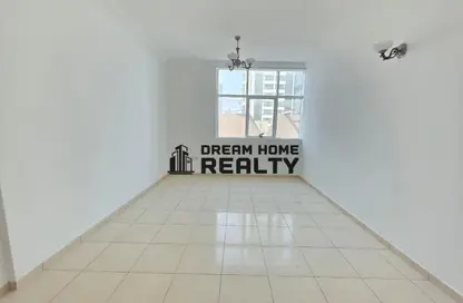 شقة - 2 غرف نوم - 2 حمامات للايجار في التعاون - الشارقة شقة - 2 غرف نوم - 2 حمامات للايجار في التعاون - الشارقة